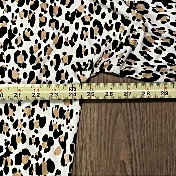 CHICO'S 2 US Size 12/14 Leopard Aztec Print Slinky Bell Sleeve Tunic‎ Top - Picture 11 of 12